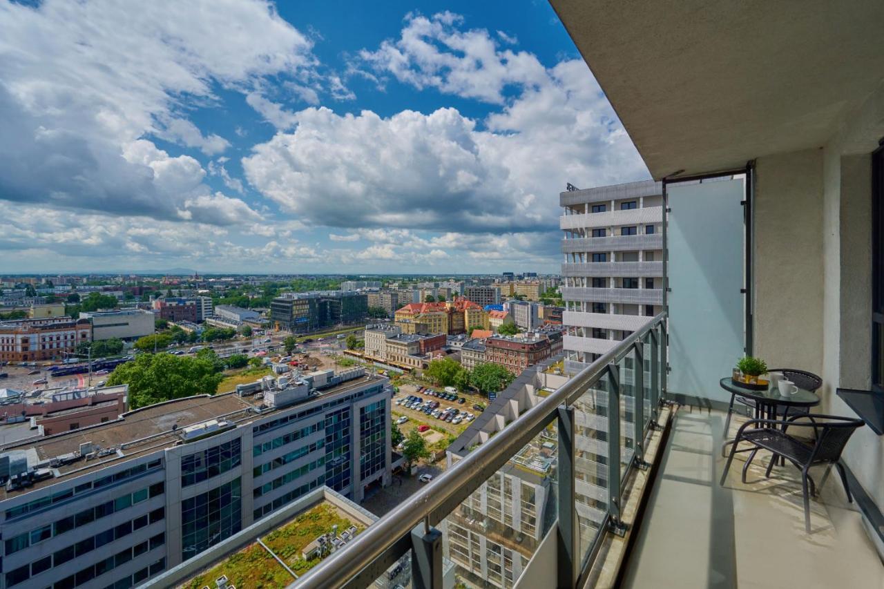 Odra Tower Apartment Center Of Wroclaw By Renters Prestige Exteriér fotografie
