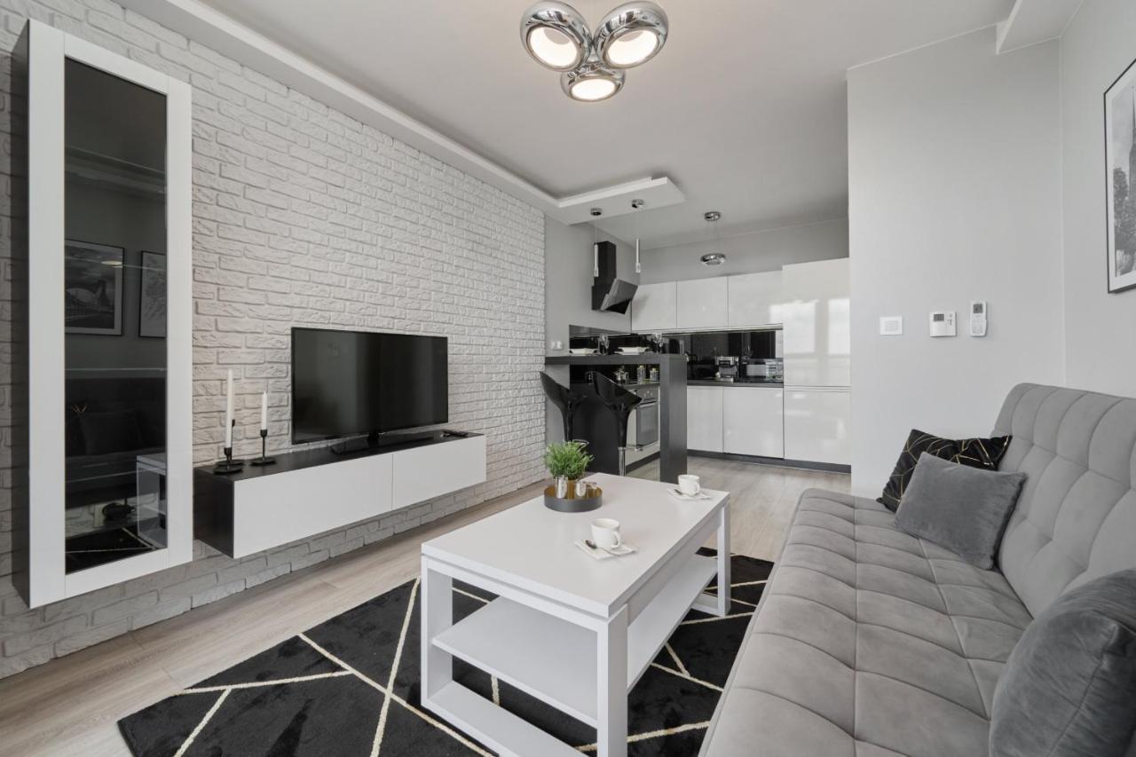 Odra Tower Apartment Center Of Wroclaw By Renters Prestige Exteriér fotografie