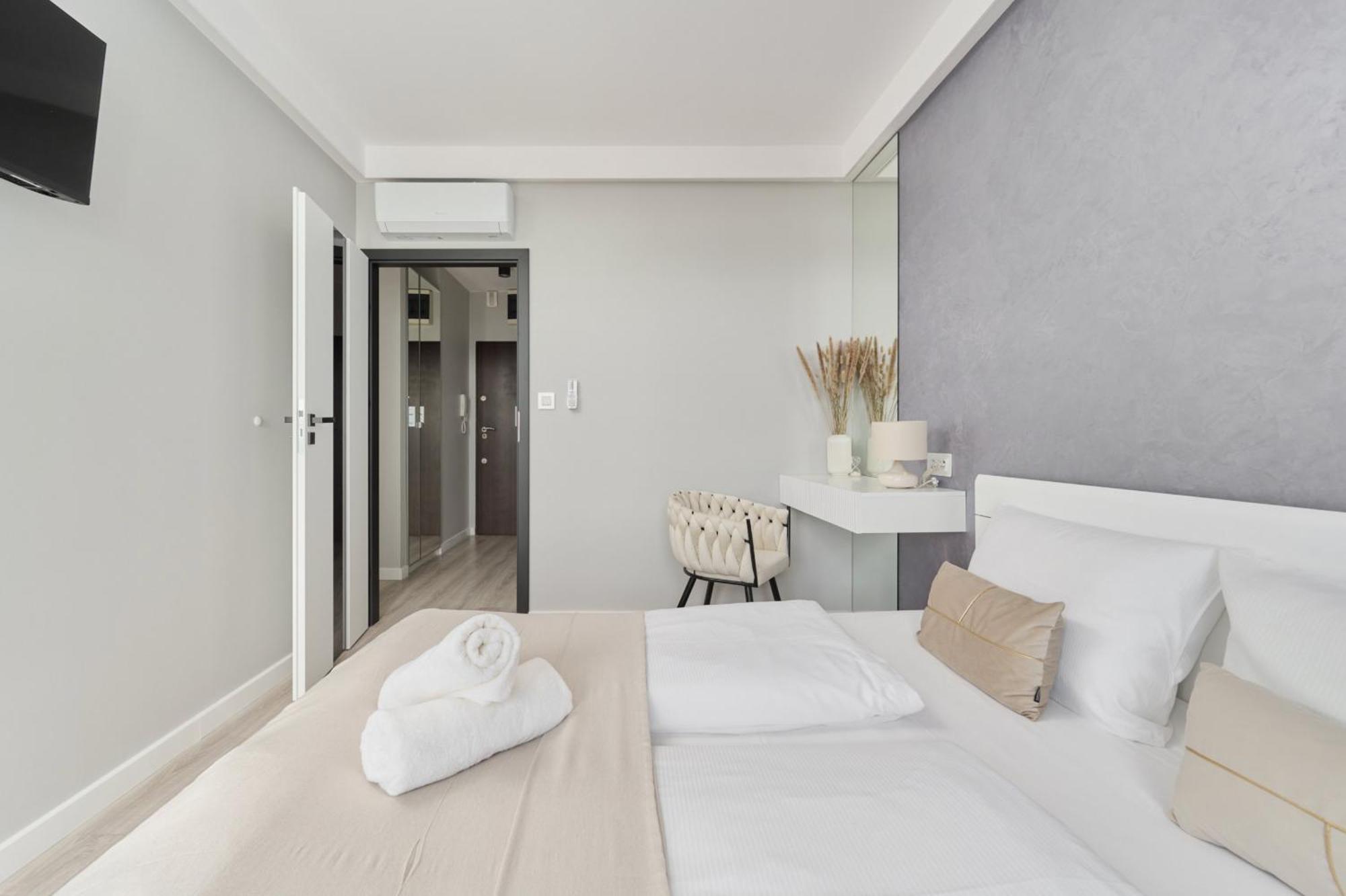 Odra Tower Apartment Center Of Wroclaw By Renters Prestige Exteriér fotografie