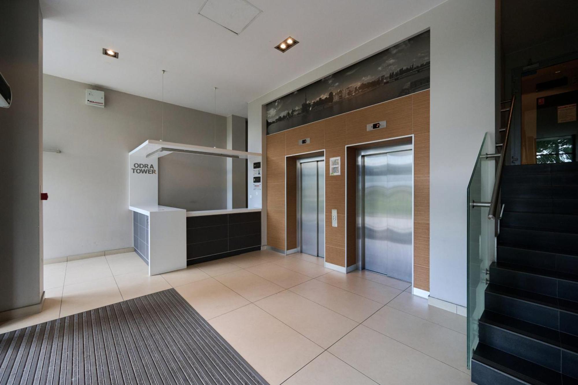 Odra Tower Apartment Center Of Wroclaw By Renters Prestige Exteriér fotografie